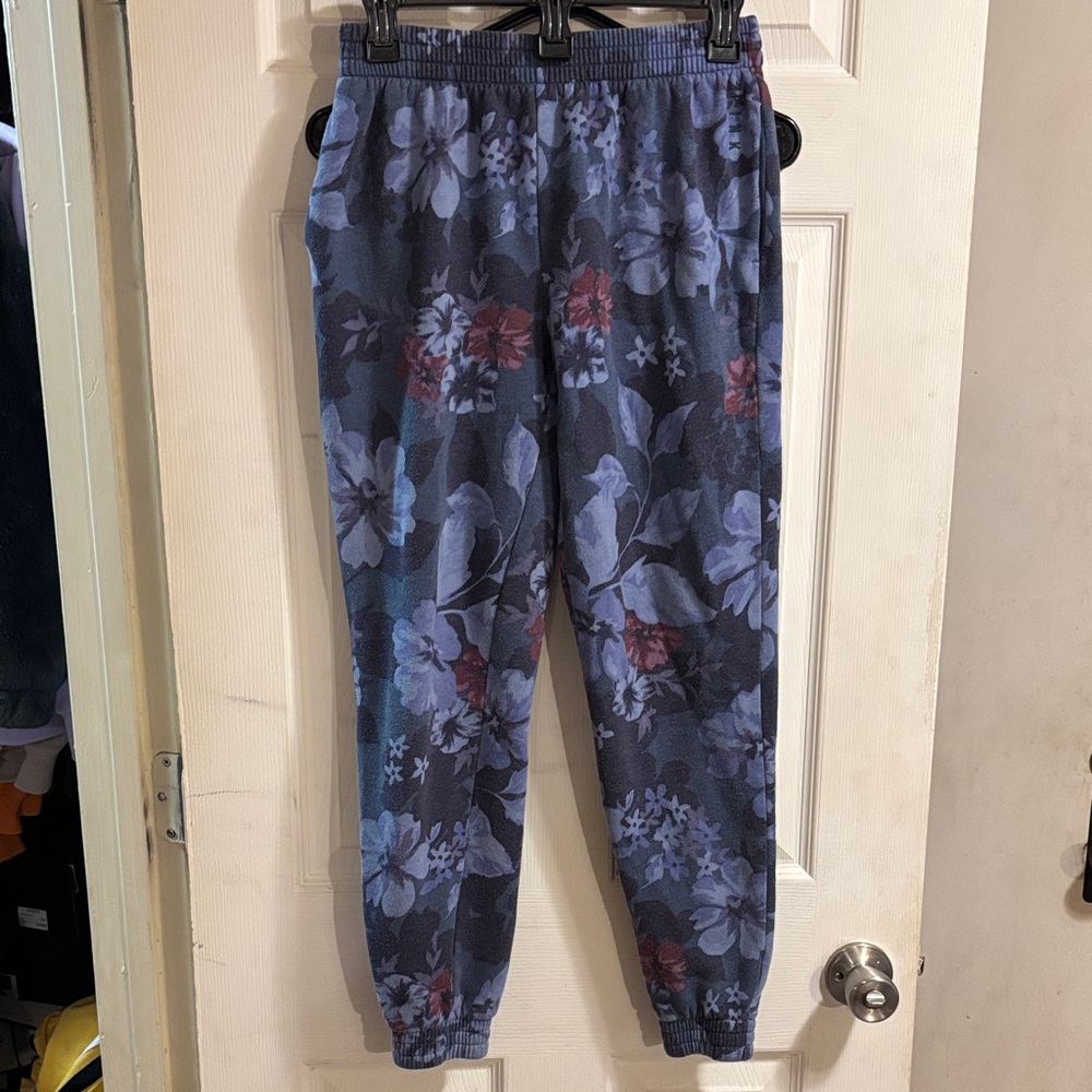 PINK Victoria's Secret Floral Joggers in Blue and Red